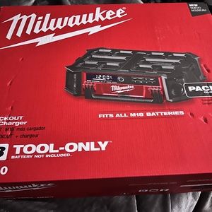 Milwaukee Bluetooth radio with charger